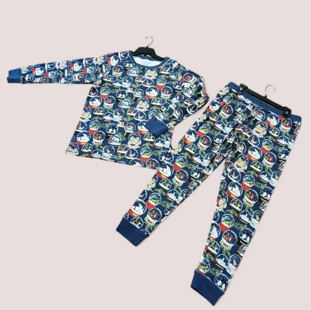 NWT Vera Bradley sz Large Christmas  Snow Globe Pajamas Set Top And Bottoms